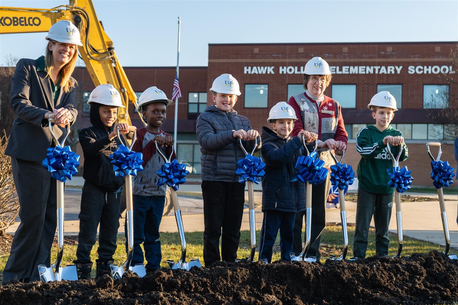 Current 3rd Graders who will likely attend the new Hawk Hollow Middle School pose for ceremonial photo